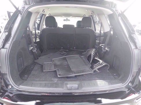 Used 2019 Nissan Pathfinder S image 27