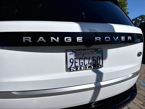 Used 2023 Land Rover Range Rover Autobiography AWD/4WD image 8