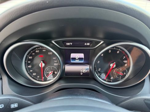 Used 2018 Mercedes-Benz GLA 250 image 15