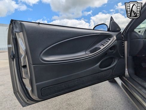 Used 2001 Ford Mustang Cobra image 18