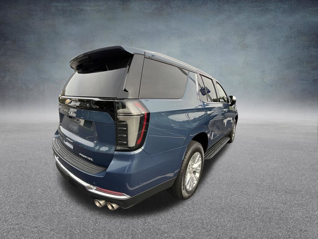 Used 2026 Chevrolet Tahoe Premier AWD/4WD image 6