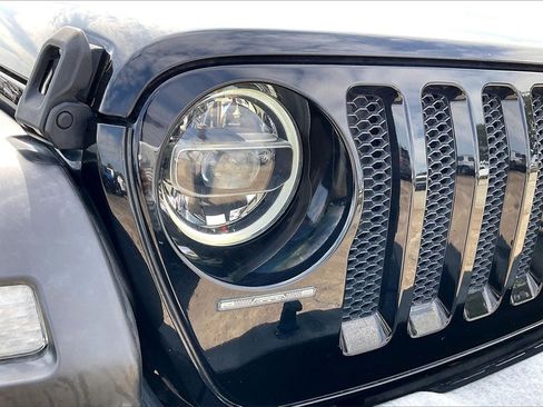 Used 2020 Jeep Wrangler Unlimited Sport image 32
