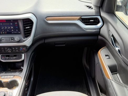 Used 2021 GMC Acadia SLE w/ Driver Convenience Package FWD image 12