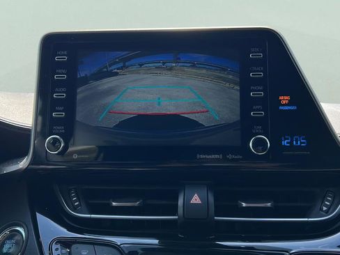 Used 2019 Toyota C-HR Limited image 31