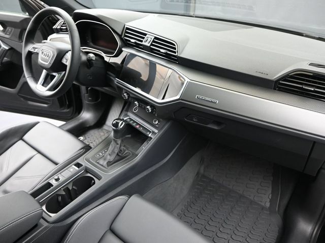 Used 2024 Audi Q3 2.0T Premium w/ Convenience Package AWD/4WD image 13