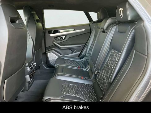 Used 2021 Lamborghini Urus AWD/4WD image 27