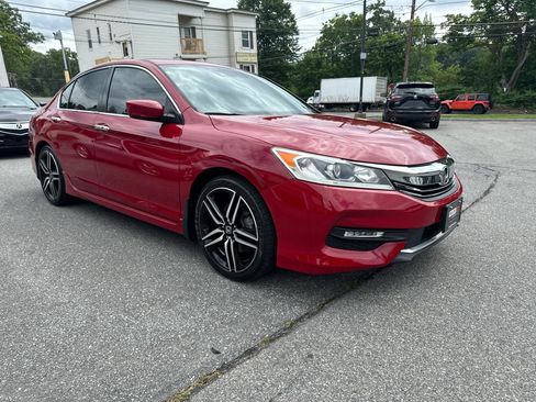 Used 2016 Honda Accord Sport image 6