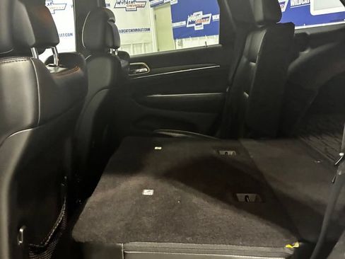 Used 2015 Jeep Grand Cherokee Limited RWD image 25