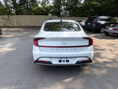 Used 2021 Hyundai Sonata SE FWD image 4