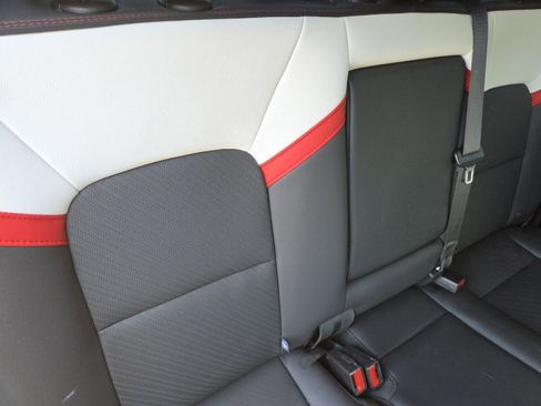 Used 2024 GMC Canyon AT4X image 26