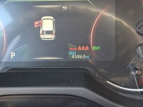 Used 2025 Toyota RAV4 XLE image 20