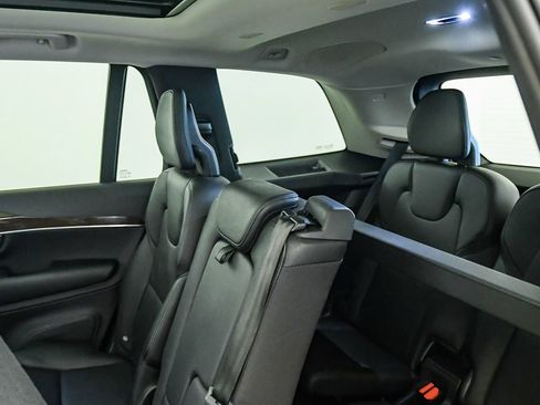 Used 2016 Volvo XC90 T6 Momentum w/ Momentum Plus Package AWD/4WD image 20