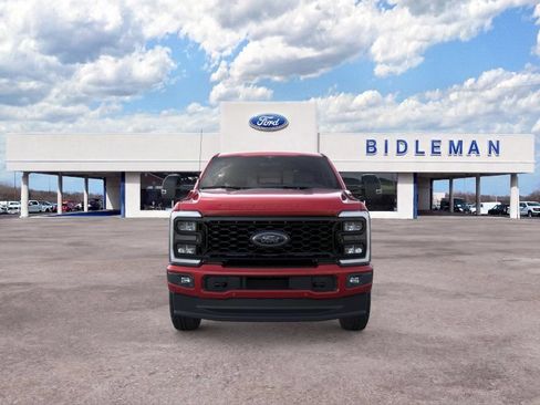 New 2026 Ford F250 Lariat w/ Black Appearance Package AWD/4WD image 7