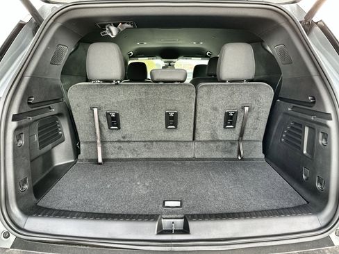 New 2025 Chevrolet Traverse LT w/ Enhanced Driving Package image 26