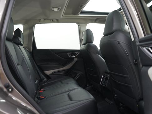 Used 2024 Subaru Forester Limited AWD/4WD image 12