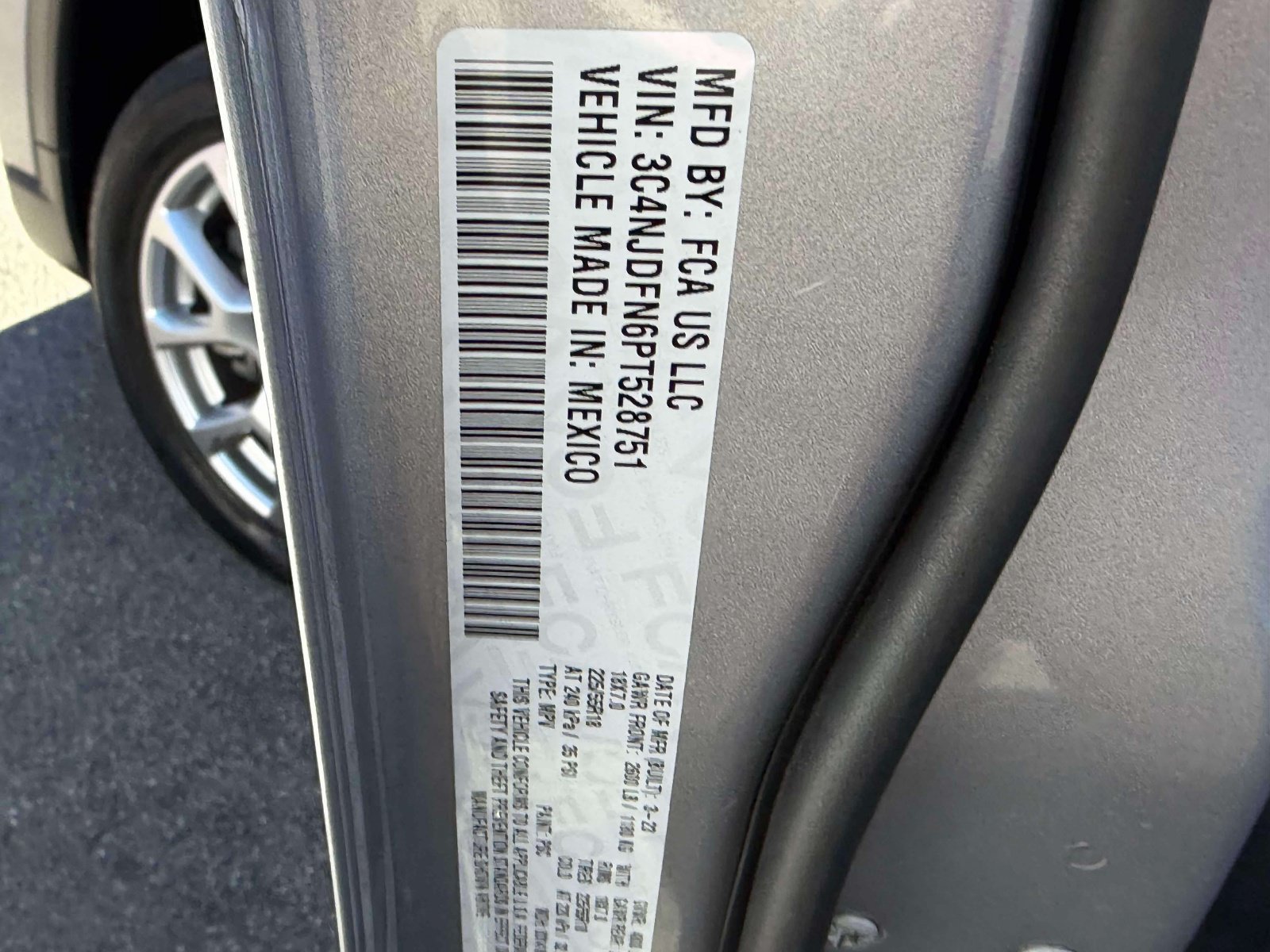 Used 2023 Jeep Compass Latitude AWD/4WD image 31