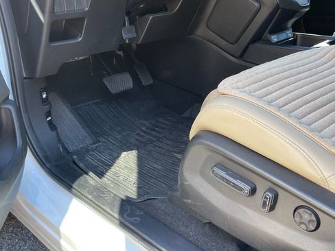 Used 2021 Honda CR-V EX-L image 24