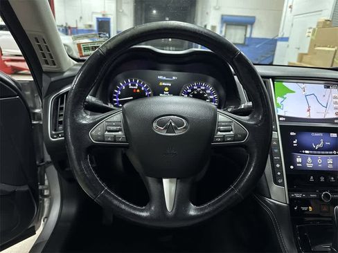 Used 2017 INFINITI Q50 3.0t Premium w/ 3.0T Premium Plus Package image 17