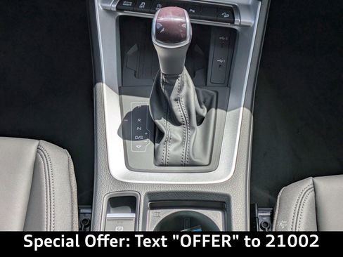 New 2025 Audi Q3 2.0T Premium image 21