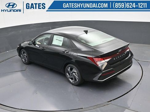 New 2025 Hyundai Elantra Sport FWD image 46