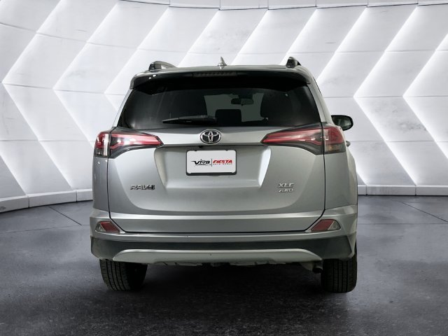 Used 2018 Toyota RAV4 XLE w/ Plus Extra Value Package AWD/4WD image 5