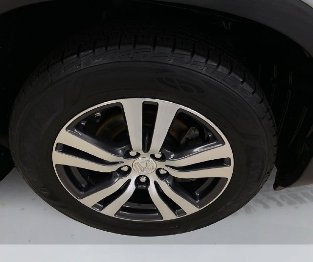 Used 2018 Honda Pilot EX-L image 17