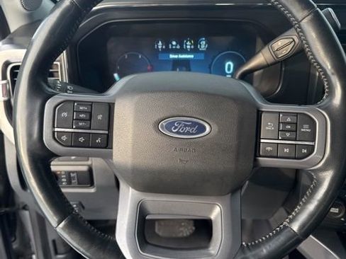 Used 2023 Ford F250 Lariat w/ Sport Appearance Package image 18