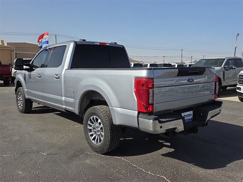 Certified 2022 Ford F250 Lariat w/ Lariat Ultimate Package image 3