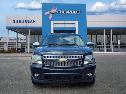 Used 2007 Chevrolet Tahoe LTZ w/ LTZ Preferred Equipment Group AWD/4WD image 2