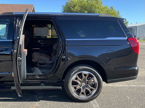 New 2025 Ford Expedition Max King Ranch image 28