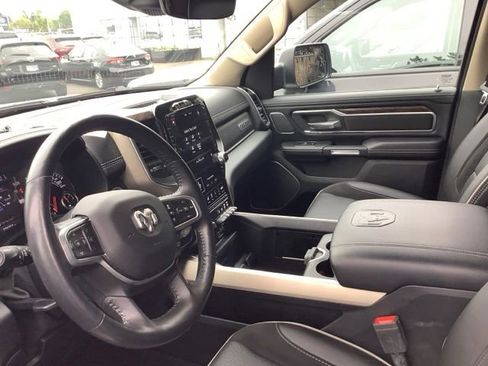 Used 2020 RAM 1500 Laramie AWD/4WD image 2