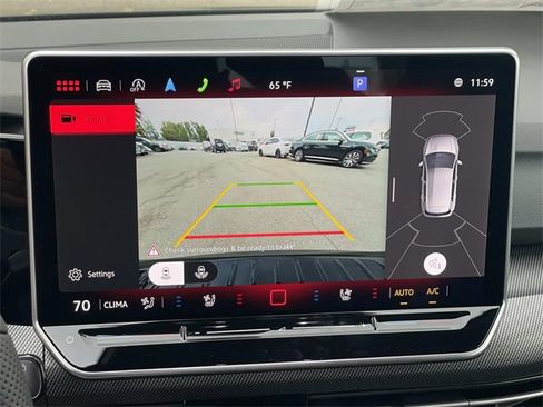 New 2026 Volkswagen GTI SE image 13