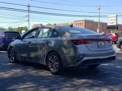 Used 2023 Kia Forte LXS FWD image 5