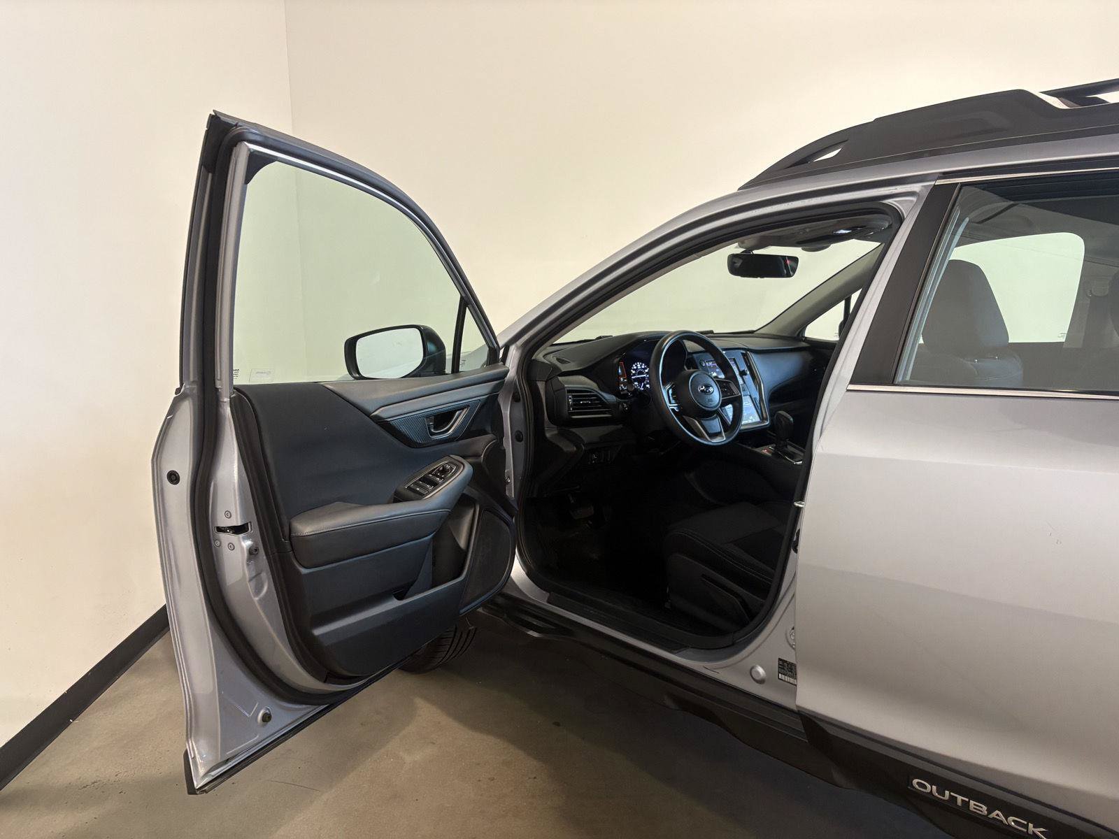 Used 2021 Subaru Outback AWD/4WD image 10