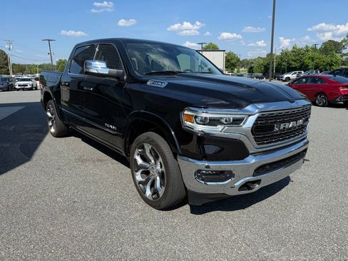 Used 2022 RAM 1500 Limited AWD/4WD image 9