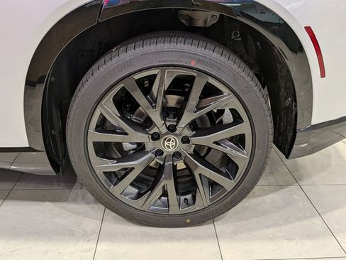 New 2026 Toyota Crown Signia Limited image 10