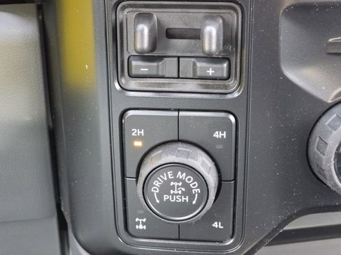 New 2026 Ford F250 XLT w/ Tremor Off-Road Package AWD/4WD image 17