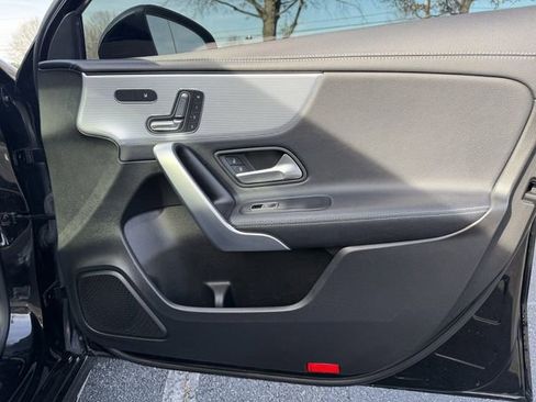 Used 2020 Mercedes-Benz A 220 4MATIC image 28