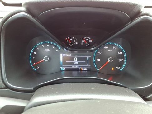 Used 2017 Chevrolet Colorado LT image 39