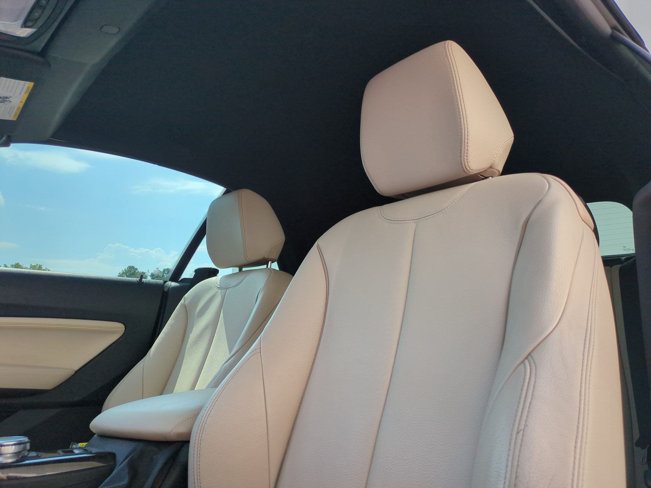 Used 2018 BMW M240i Convertible RWD image 15