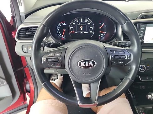 Used 2018 Kia Sorento SX FWD image 11