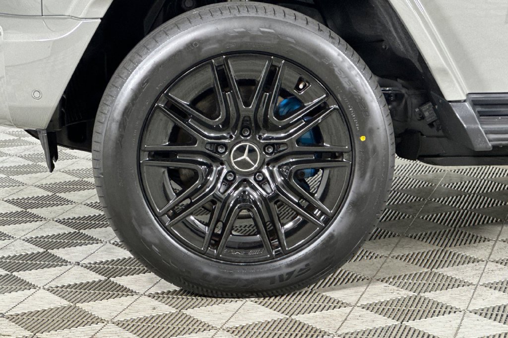 Used 2025 Mercedes-Benz G 580 w/ EQ Technology image 33