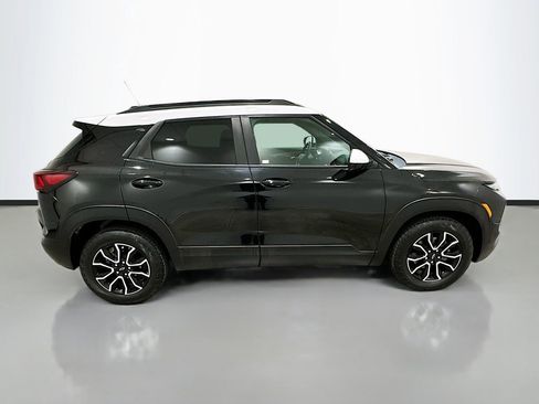 Used 2024 Chevrolet TrailBlazer ACTIV FWD image 8