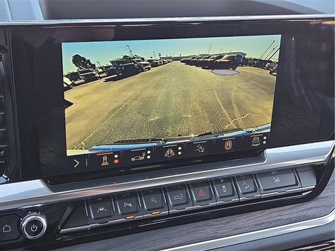 New 2026 GMC Sierra 1500 SLT image 19