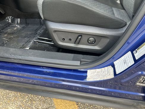 Used 2023 Nissan Rogue SV image 13