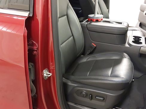 Used 2019 Chevrolet Silverado 1500 LTZ w/ LTZ Plus Package AWD/4WD image 28