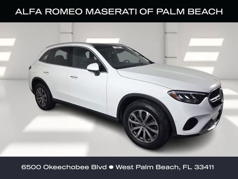 Used 2024 Mercedes-Benz GLC 300 image 1