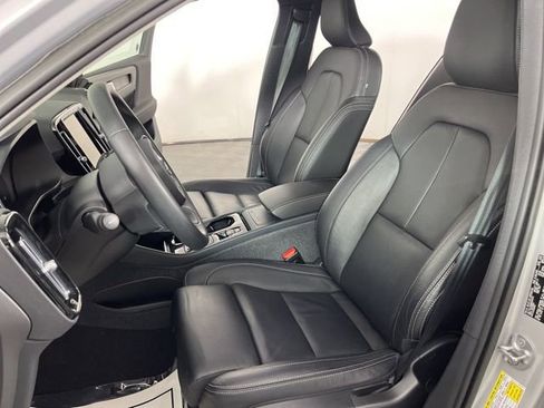 Used 2023 Volvo XC40 B5 Plus w/ Driver Assist Package AWD/4WD image 19