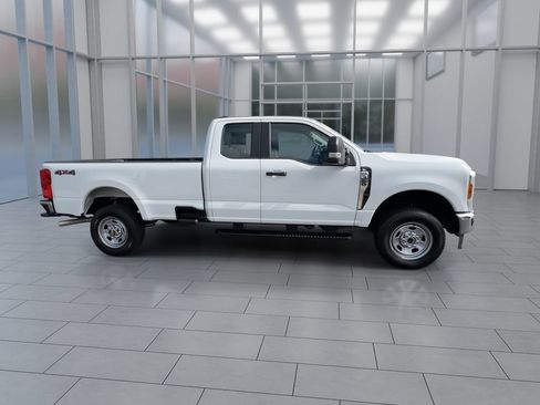 Used 2025 Ford F350 XL w/ XL Chrome Package AWD/4WD image 9