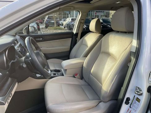 Used 2019 Subaru Outback 3.6R Limited w/ Popular Package #2 image 8